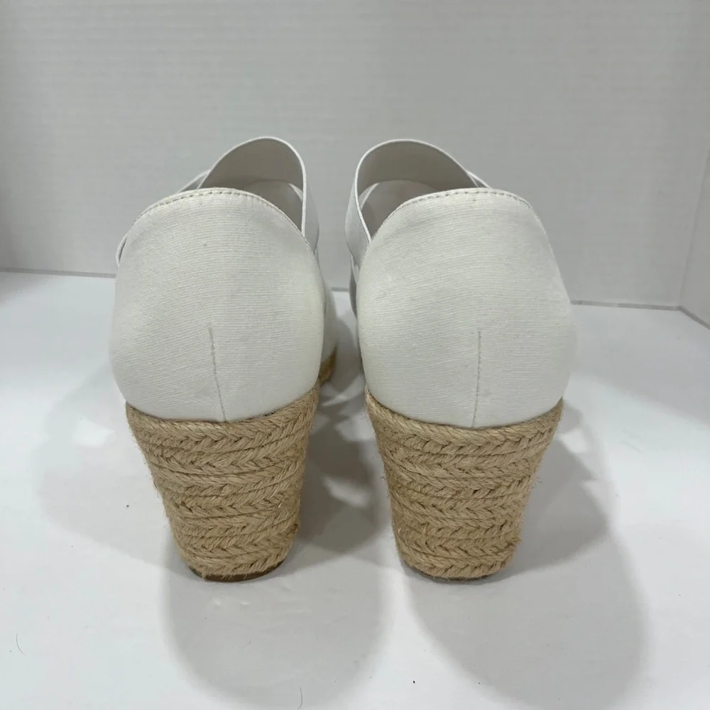 Easy Street Pari Espadrille Wedges. Size: 10W.‎ Color: White
